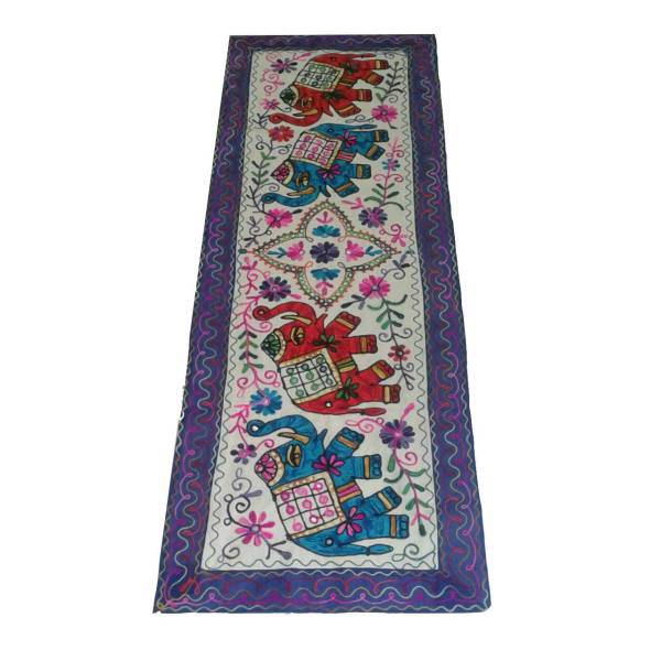 رانر سوزن دوزی مدل C-107، Table Runner Cover C-107