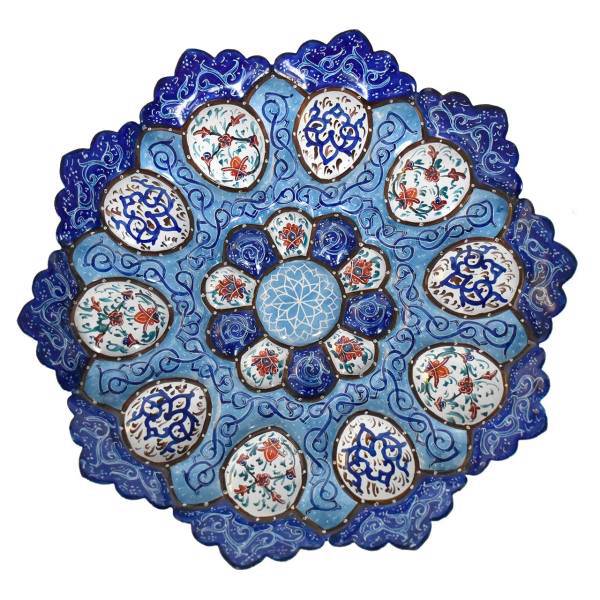 بشقاب مسی میناکاری شده سی دا طرح اسلیمی خطائی کد 01019 قطر 20 سانتی متر